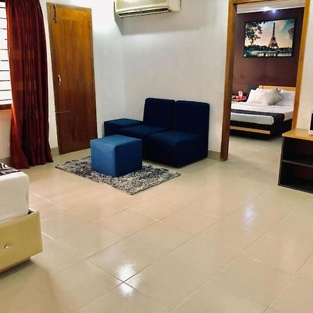 Tropical Daisy Hotell Dhaka Eksteriør bilde