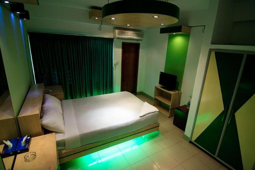 Tropical Daisy Hotell Dhaka Eksteriør bilde