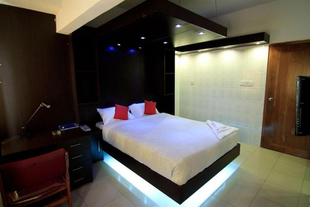 Tropical Daisy Hotell Dhaka Eksteriør bilde