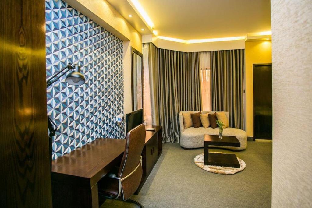 Tropical Daisy Hotell Dhaka Eksteriør bilde